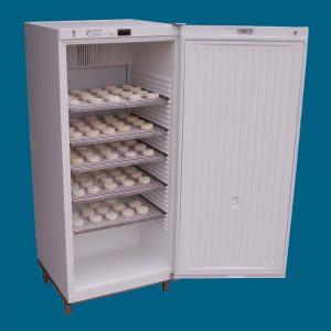 DRYING CUPBOARD AND RIPENING CELLAR